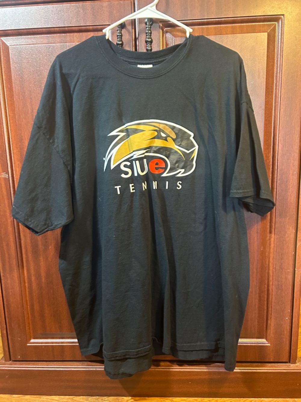UE Black Graphic Tennis Logo Short Sleeve Tee
